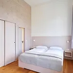 Herrenhaus Gut Oestergaard Feriegård *