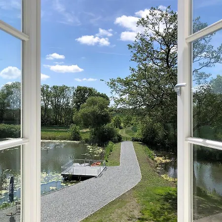 Alojamento de Turismo Rural Herrenhaus Gut Oestergaard *