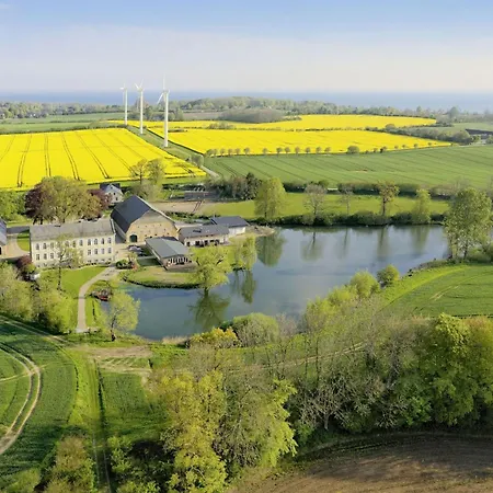 Alojamento de Turismo Rural Herrenhaus Gut Oestergaard Steinberg (Schleswig-Holstein)