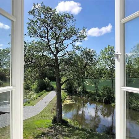 Herrenhaus Gut Oestergaard * Steinberg (Schleswig-Holstein)