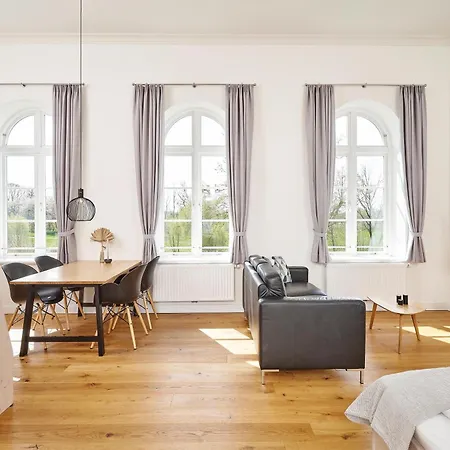 Çiftlik konaklama Herrenhaus Gut Oestergaard Steinberg (Schleswig-Holstein)